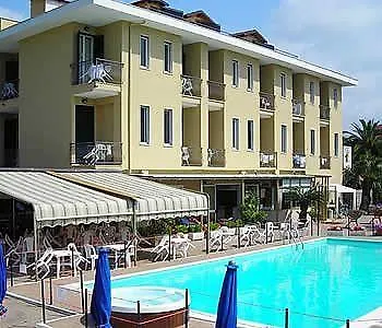 Hotel Delle Mimose Diano Marina