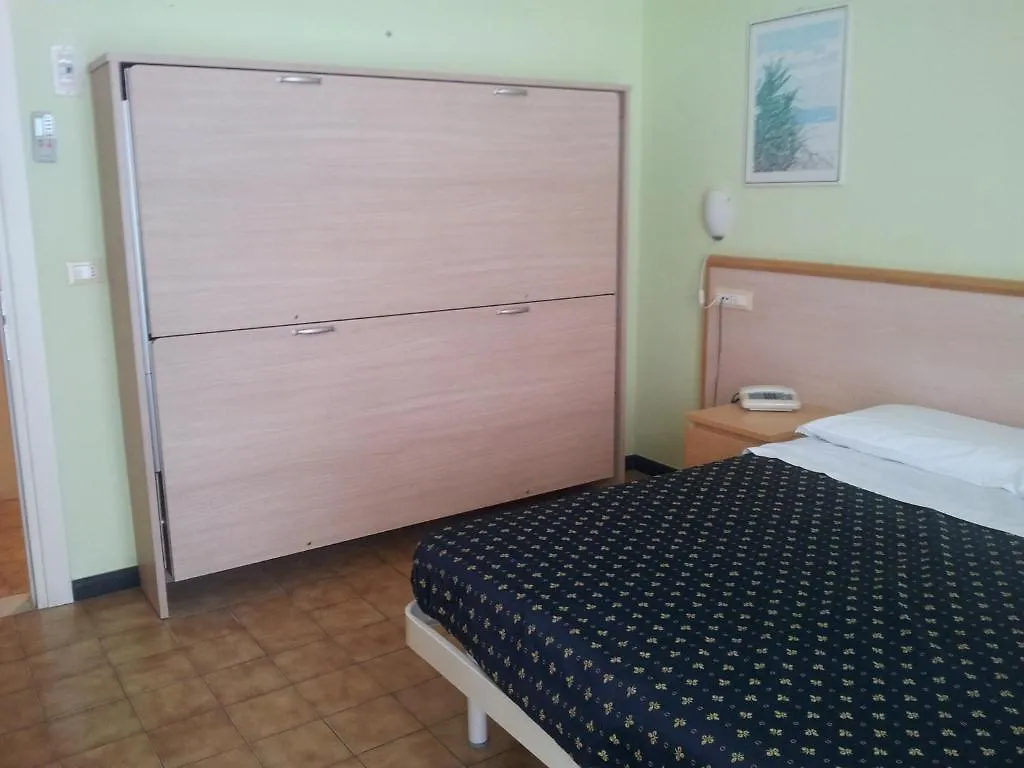Hotel Delle Mimose Diano Marina 3*,